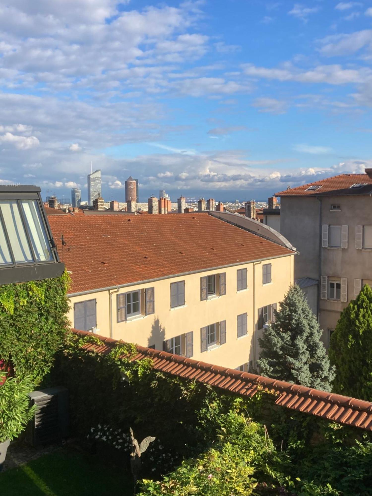 Studio Avec Vue Lione Esterno foto